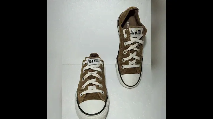 Кеды «Converse». В отличном состоянии. Цвет – кофе с молоком. Цена 800 рублей.