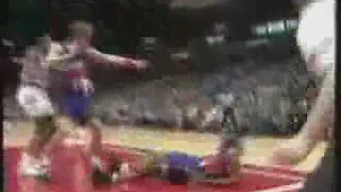 Hakeem Olajuwon gets Kevin Johnson back