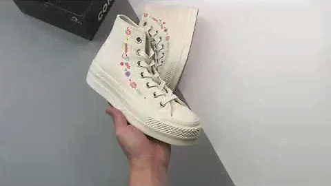 Converse Chuck Taylor All Star Lift Platform Embroidered Floral